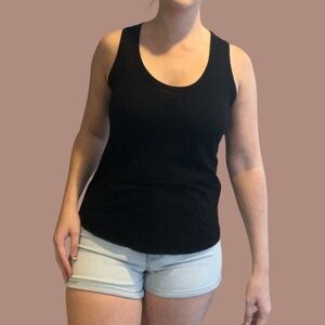 Forever 21 Black Flowy Tank Top with Scoop Hem | Medium